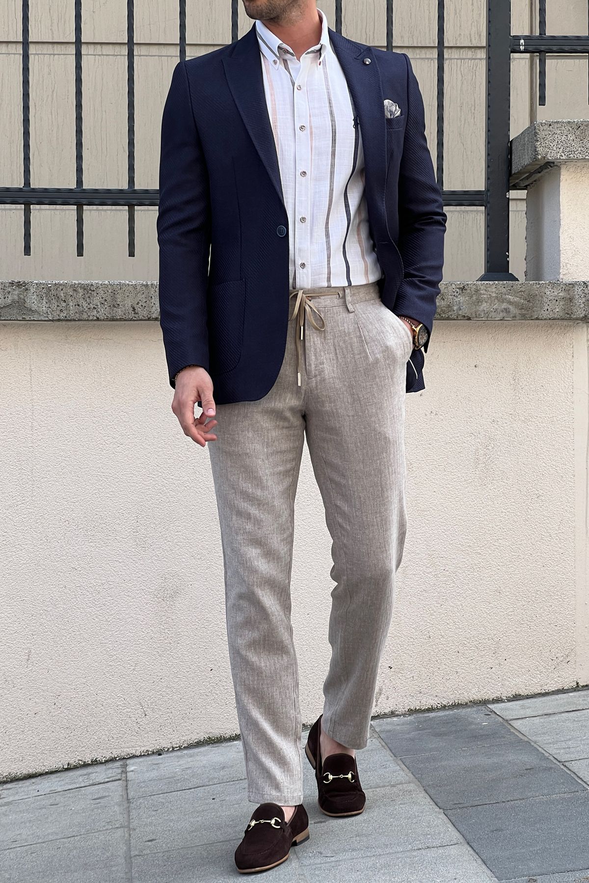 Carmel Navy Blue Self-Patterned Slim Fit Blazer