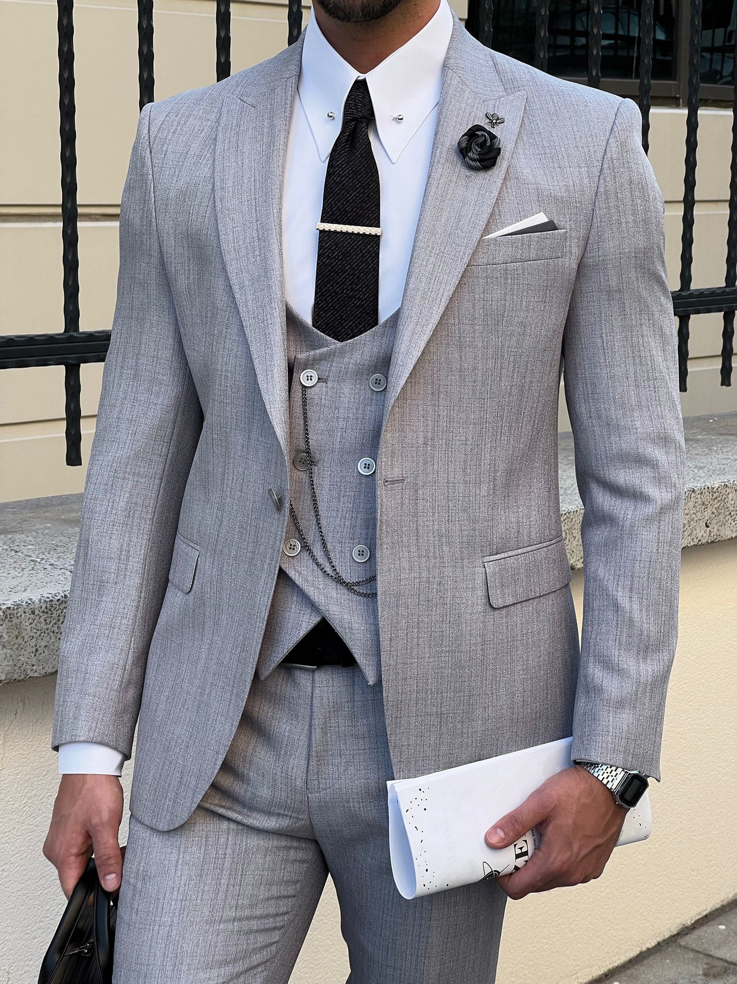 Luton Gray Self-Patterned Slim Fit Suit