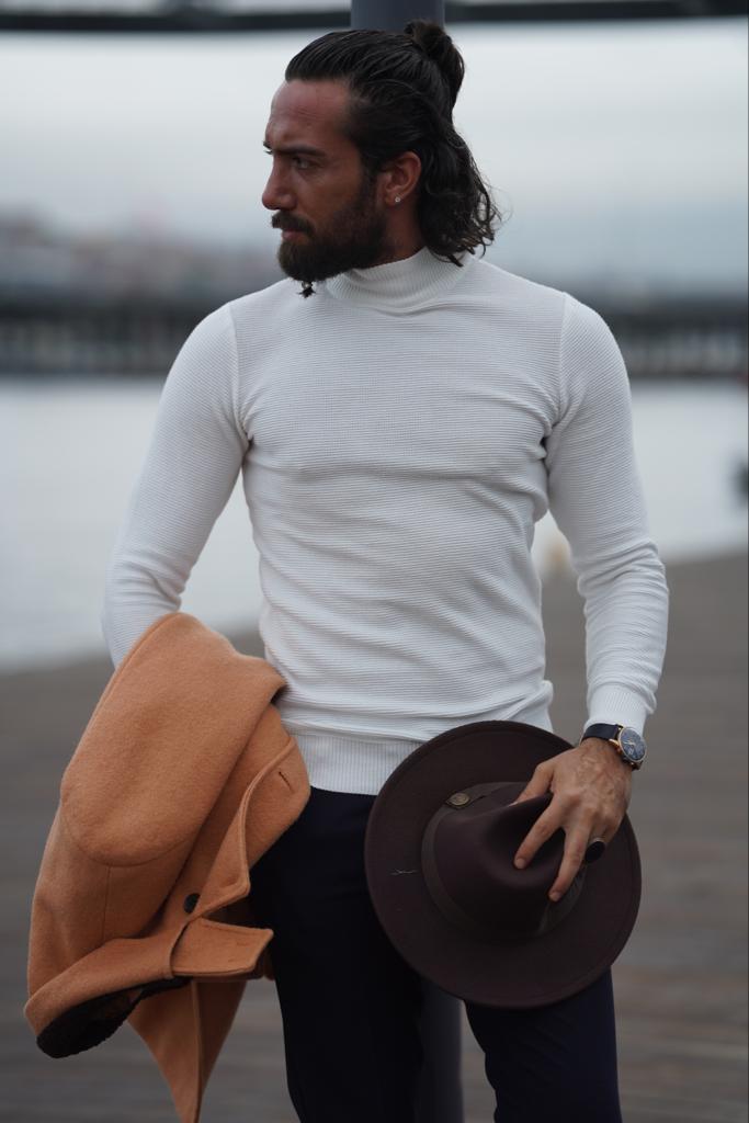 Catania White Patterned Sweater