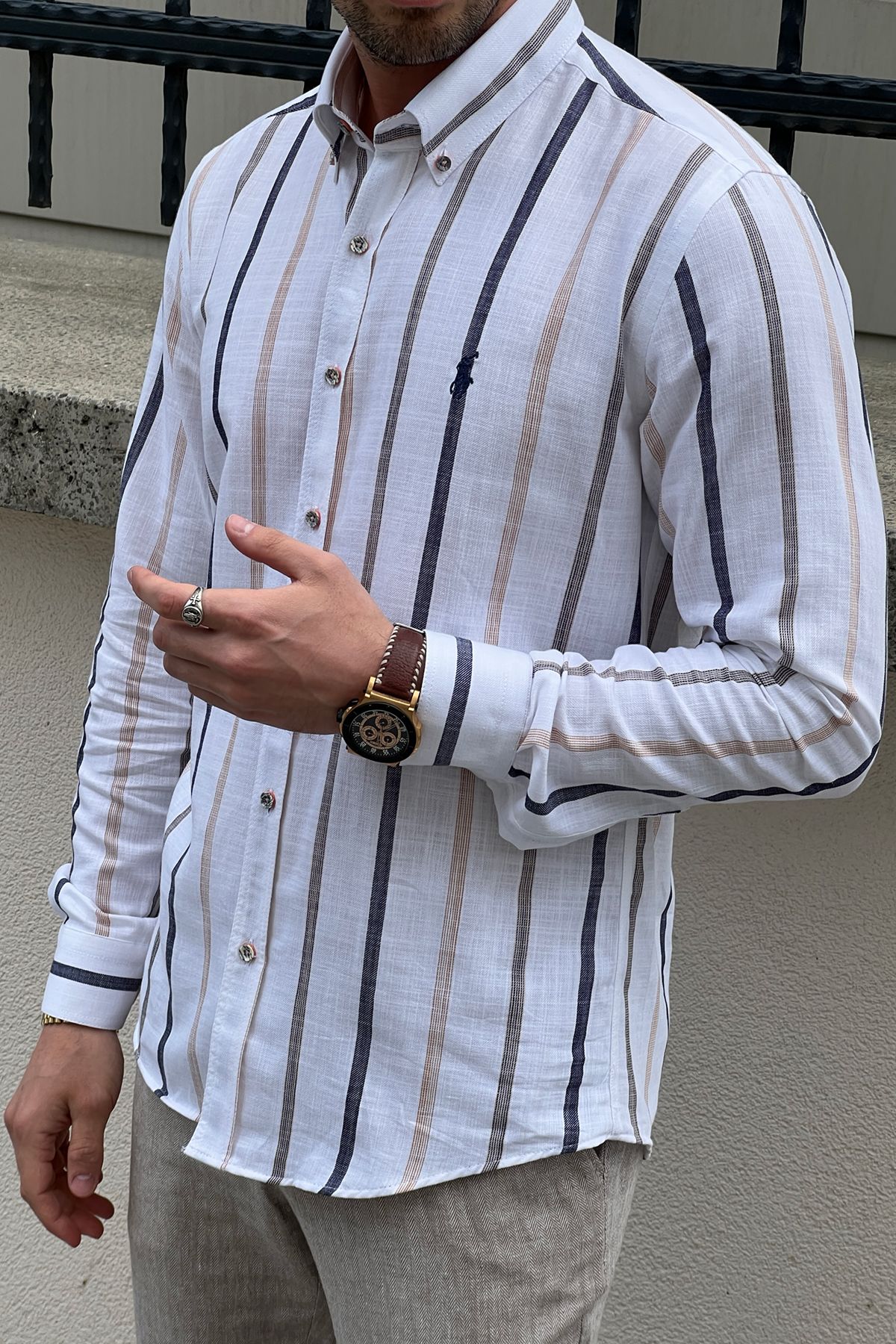 Axim Striped Slim Fit Shirt (White & Navy Blue)