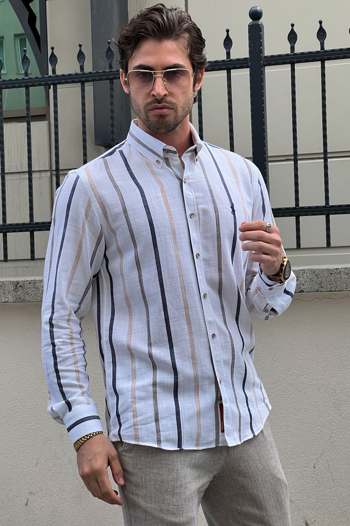 Axim Striped Slim Fit Shirt (White & Navy Blue)