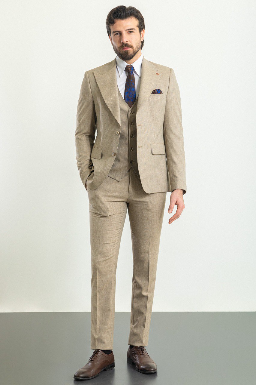 Felix Beige Suit