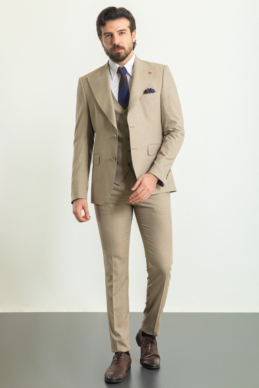 Felix Beige Suit