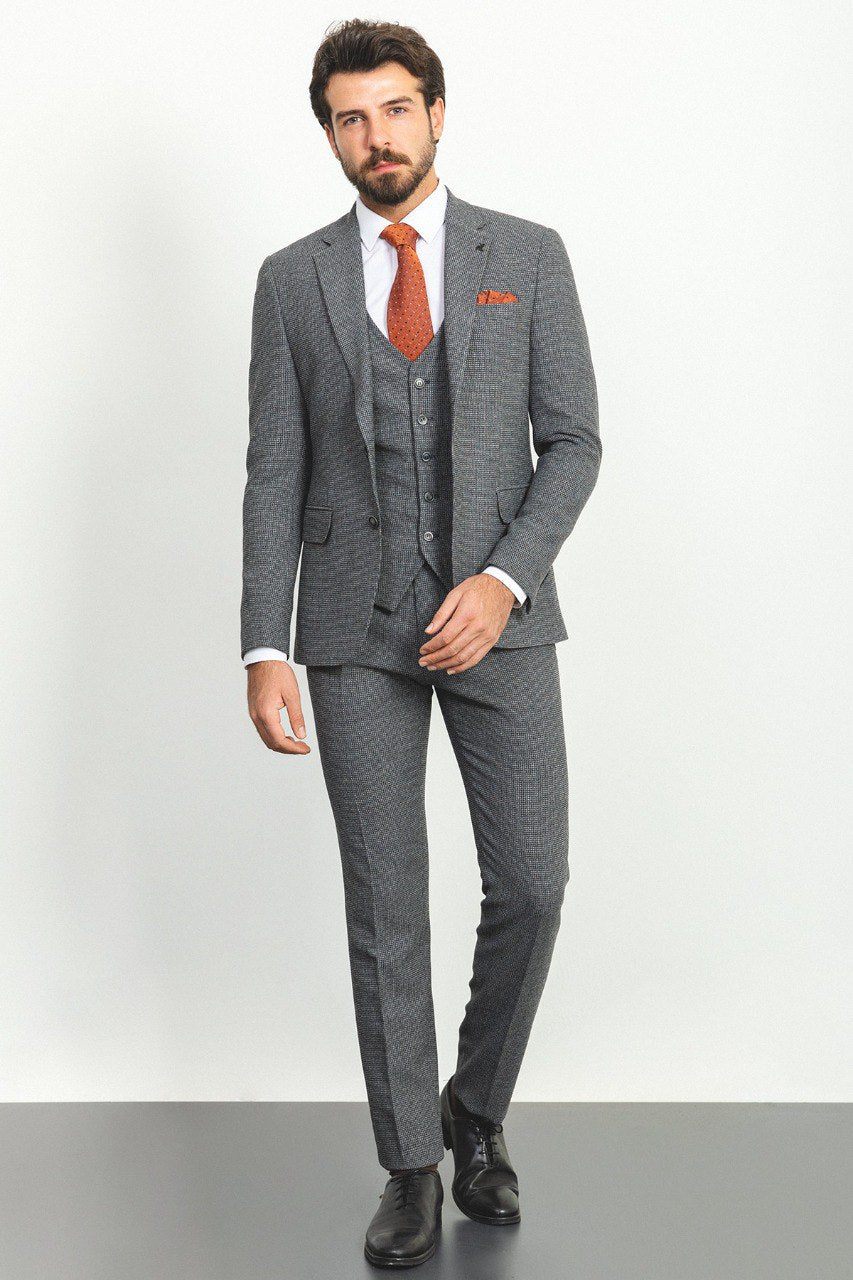 Finn Dark Gray Suit