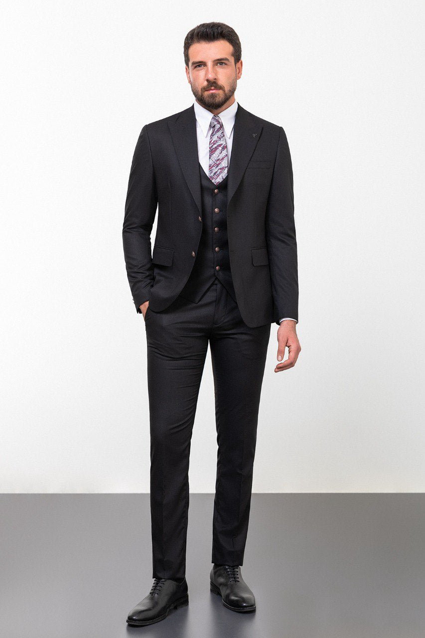 Sonn Black Suit