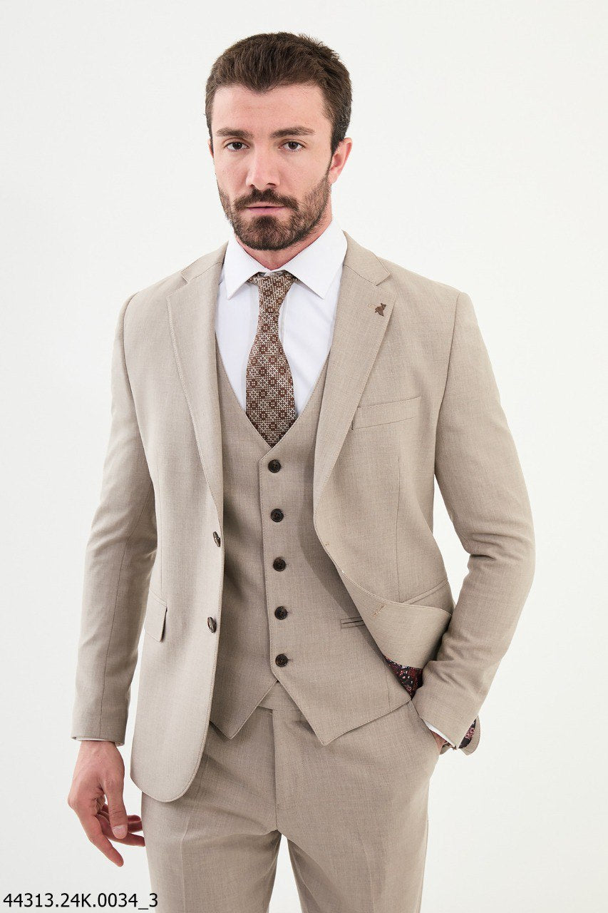 Moco Beige Suit