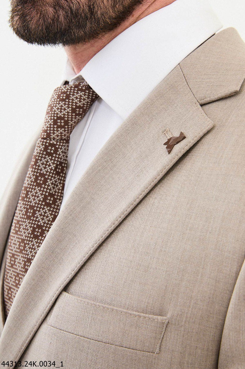 Moco Beige Suit