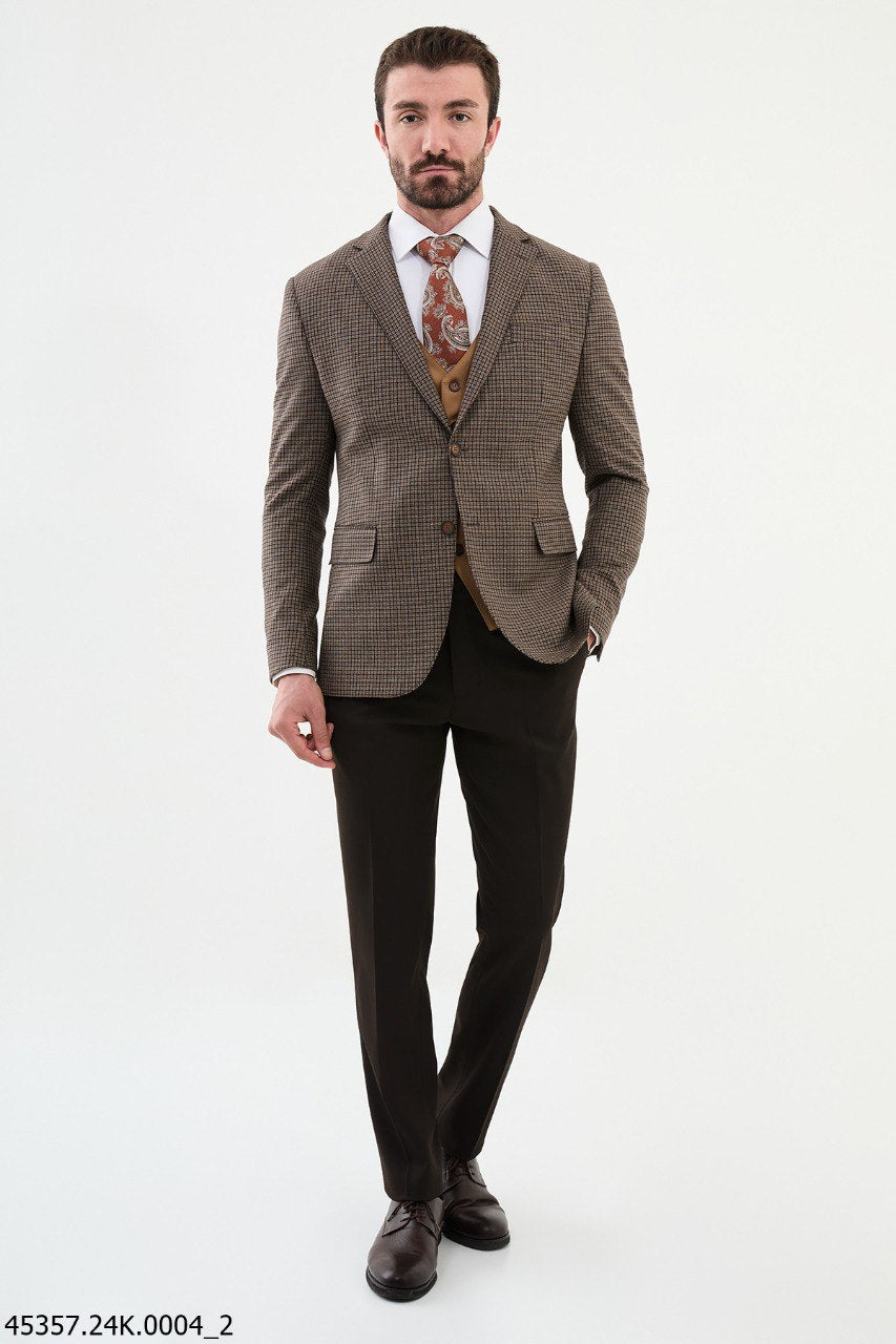 Lanor Brown Patterned Suit