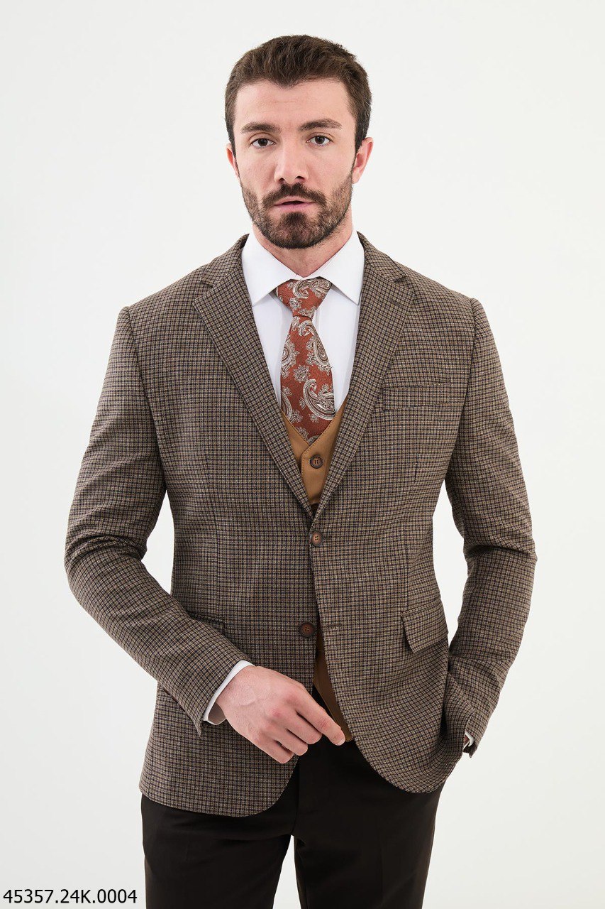 Lanor Brown Patterned Suit