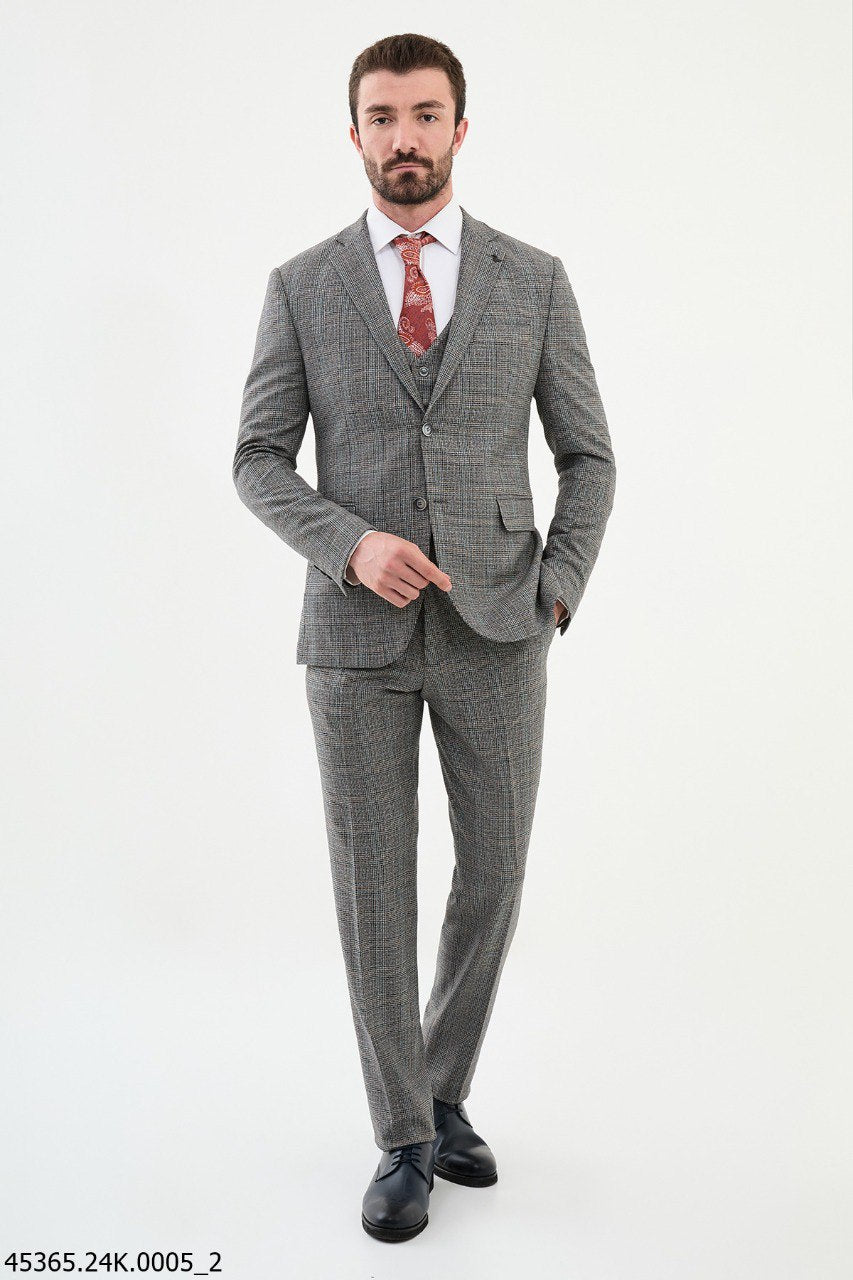 Garen Gray Plaid Suit