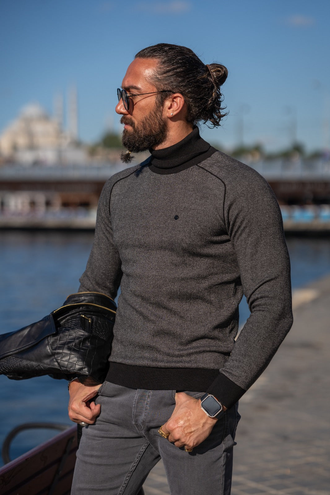 Synx Black Slim Fit Turtleneck Sweater