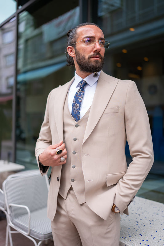 Derek Beige Suit