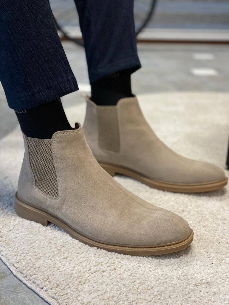 Dallas Suede Beige Chelsea Boots