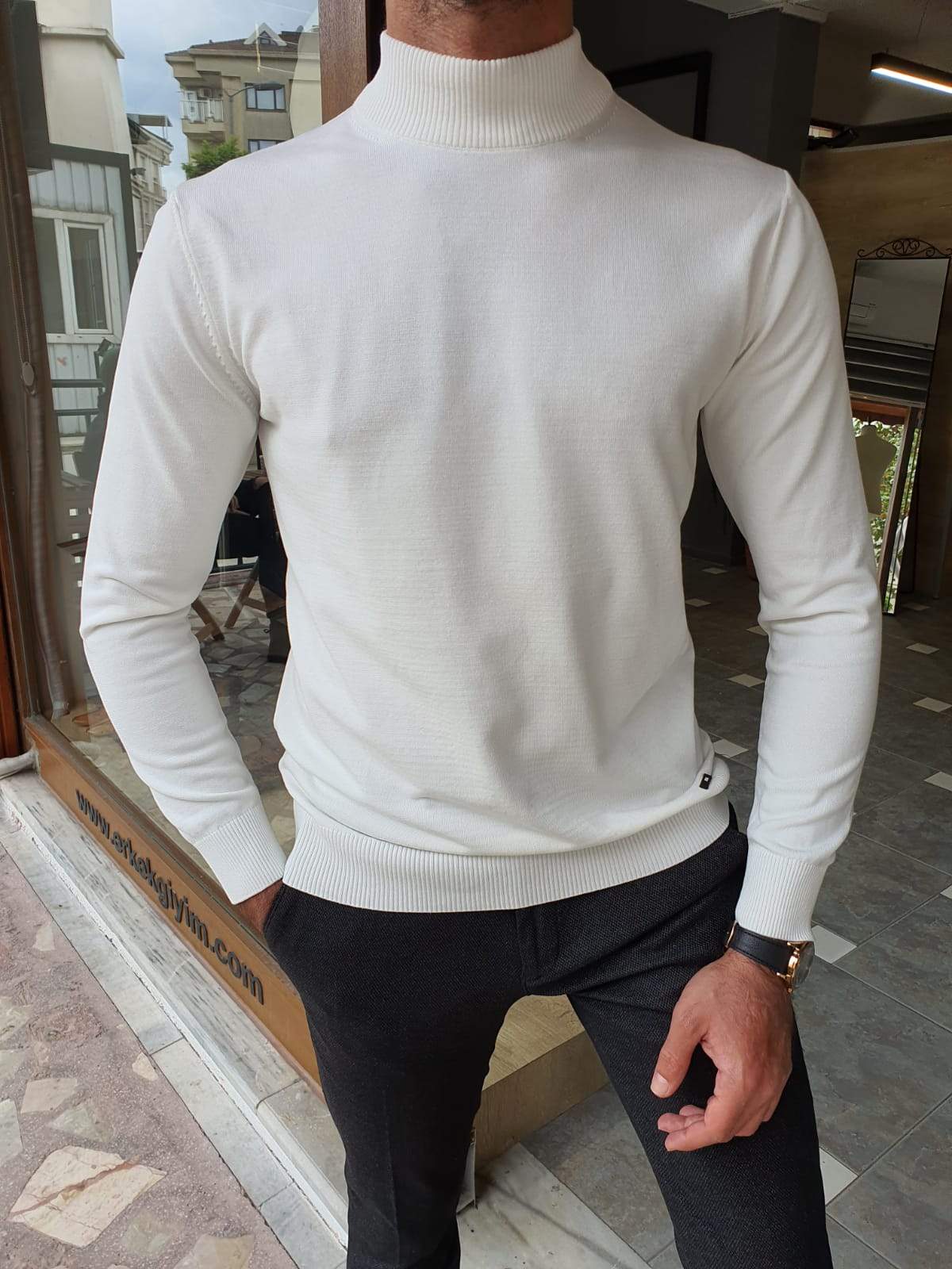 Aachen White Slim Fit Sweater