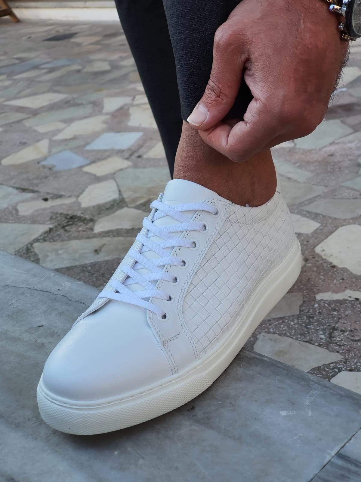 Clarra White Sneakers