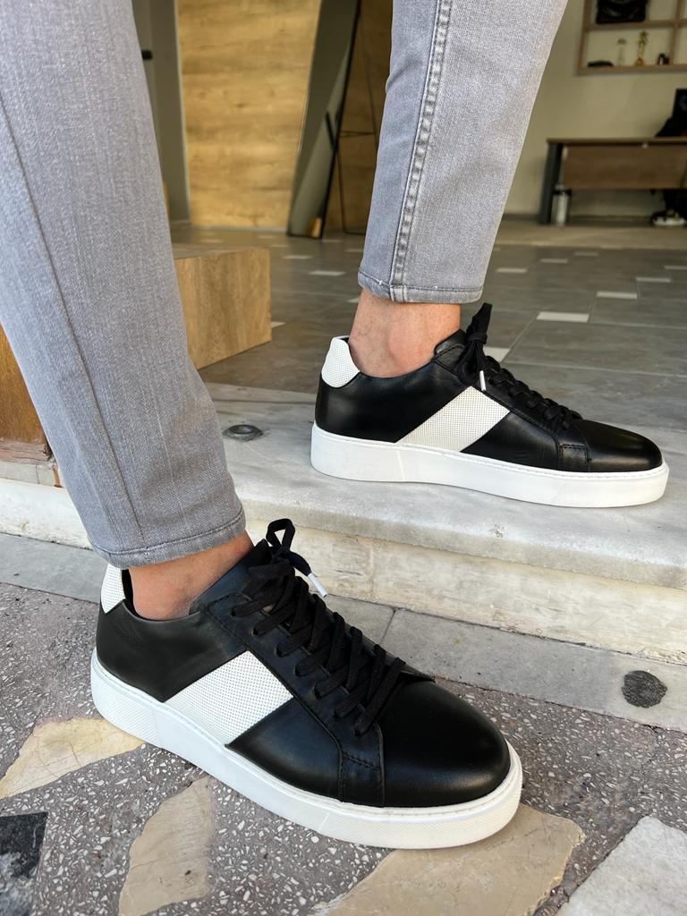 Pinara Black Sneakers