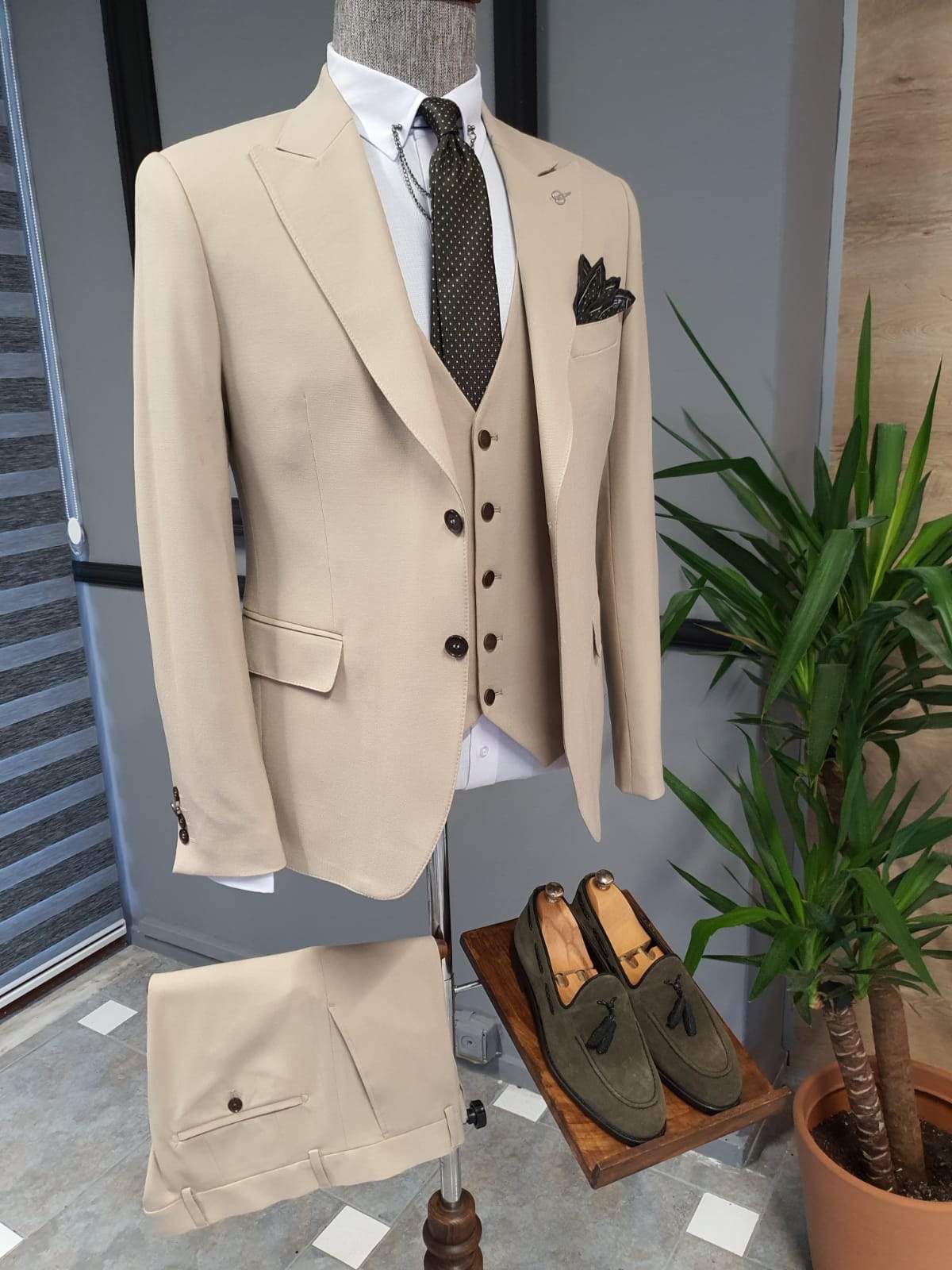 Varese Beige Slim Fit Suit