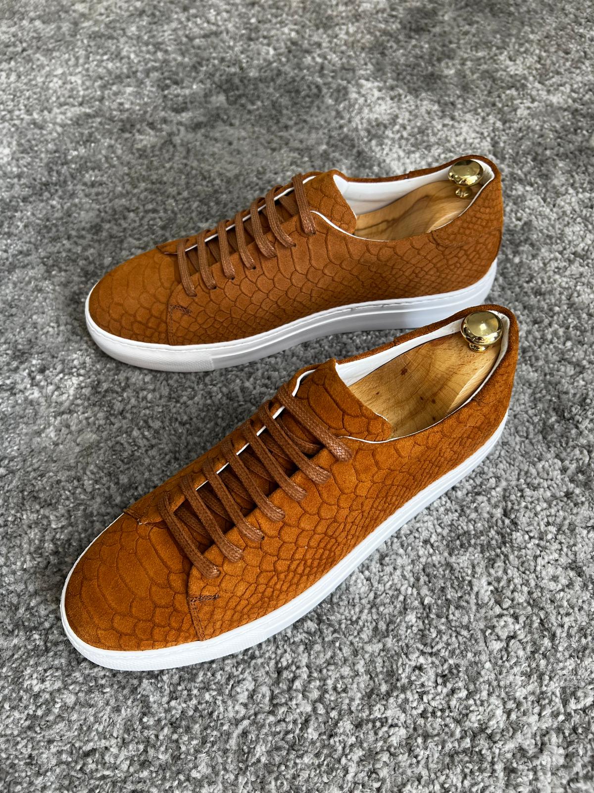 Collin Suede Tan Sneakers