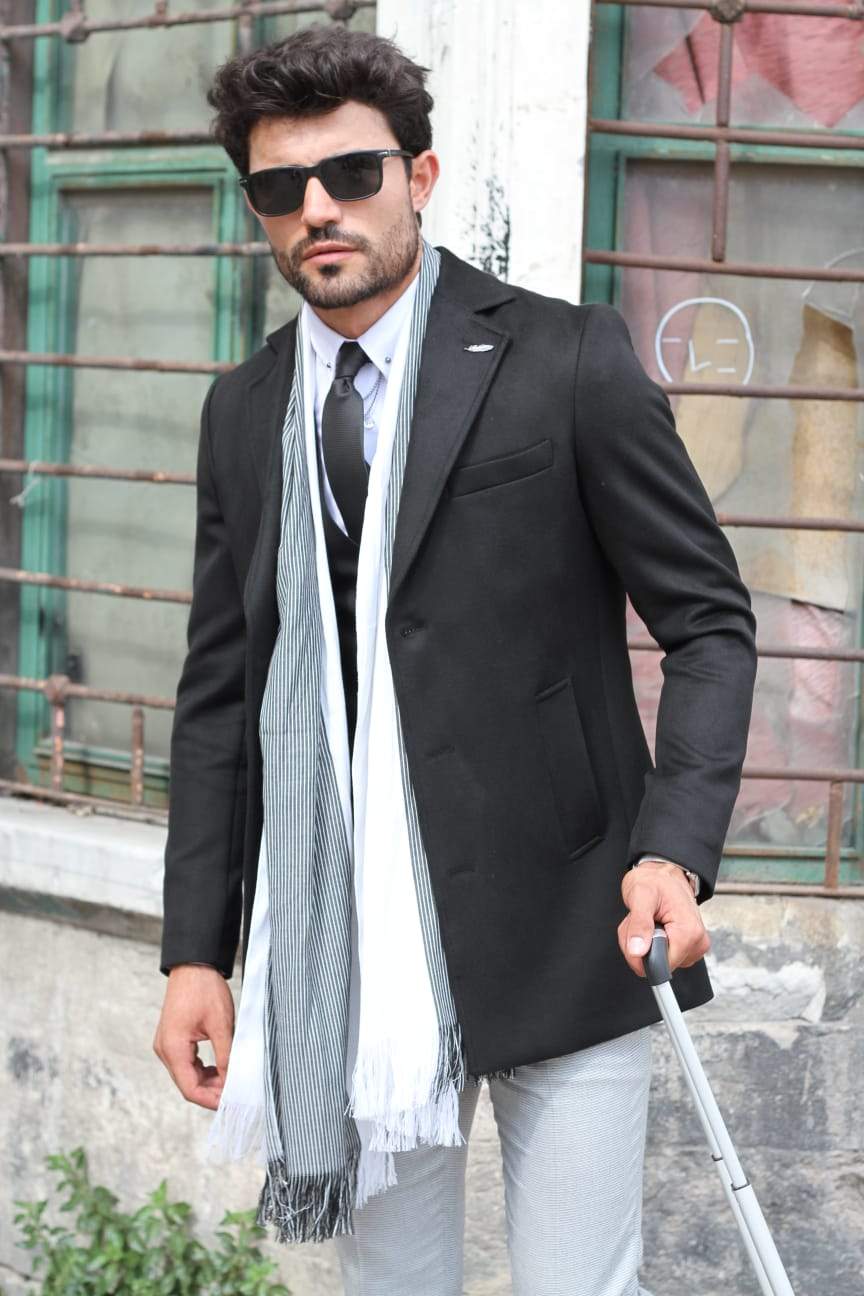 Varna Black Slim Fit Coat