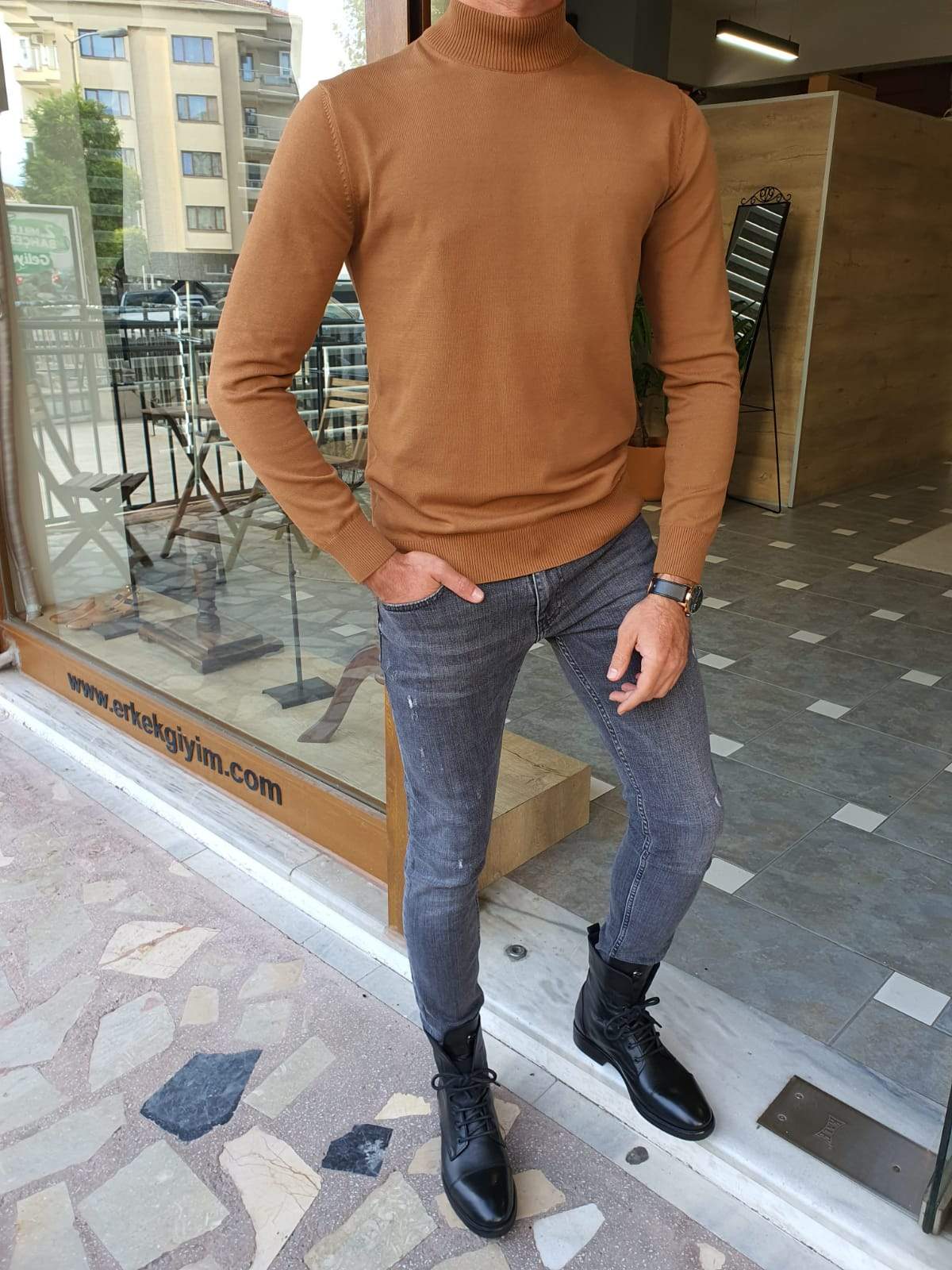 Aachen Brown Slim Fit Sweater