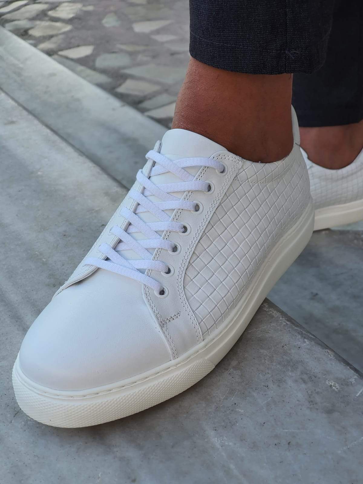 Clarra White Sneakers