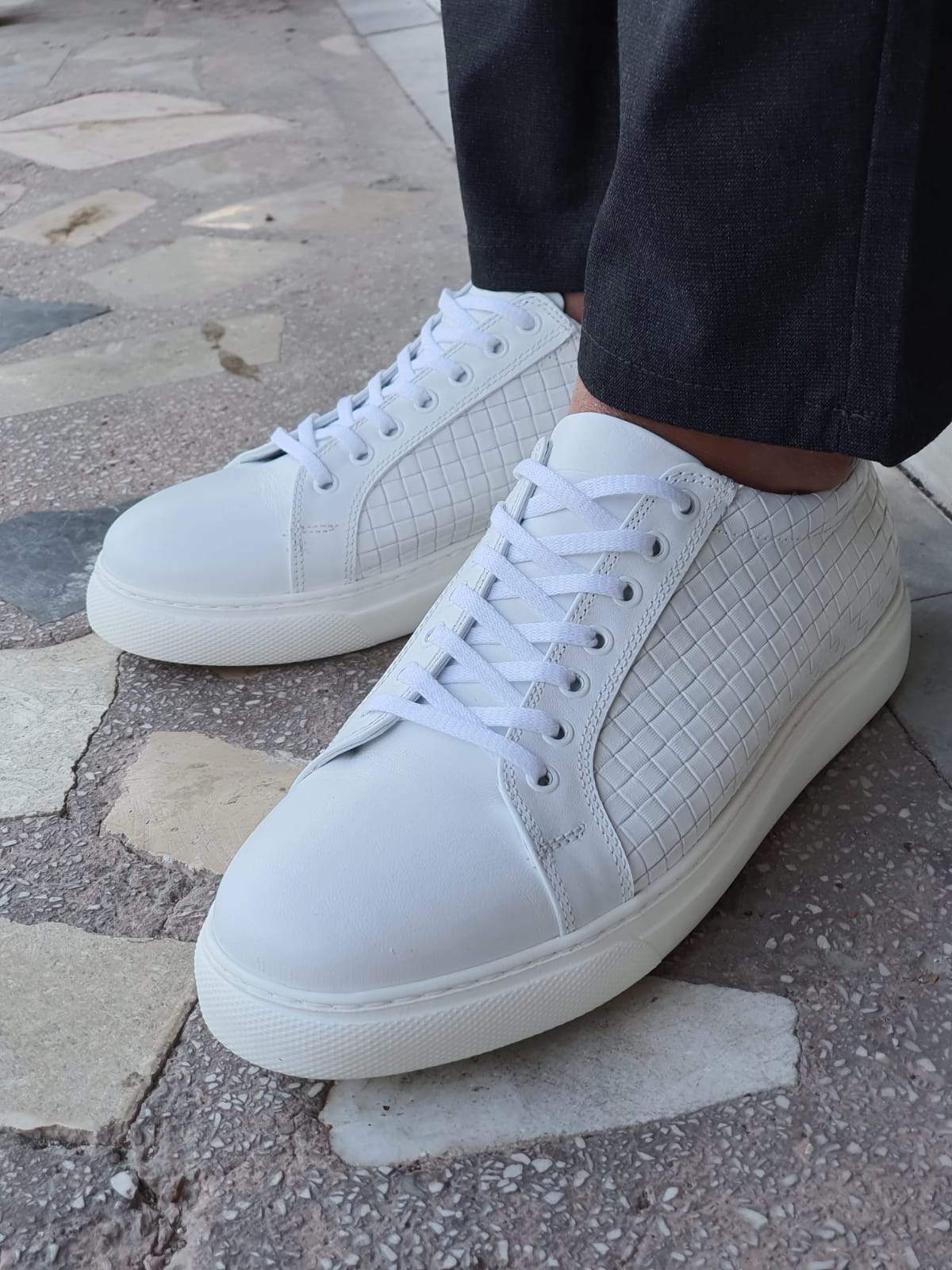 Clarra White Sneakers