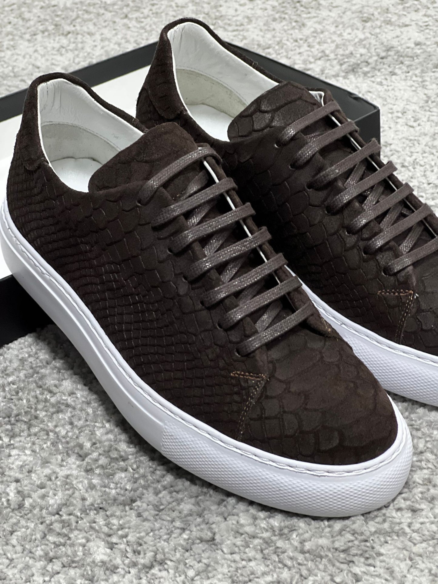 Collin Suede Brown Sneakers