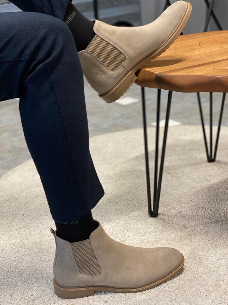 Dallas Suede Beige Chelsea Boots