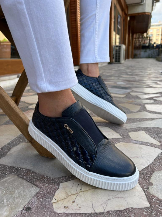 Apollo Black Sneakers