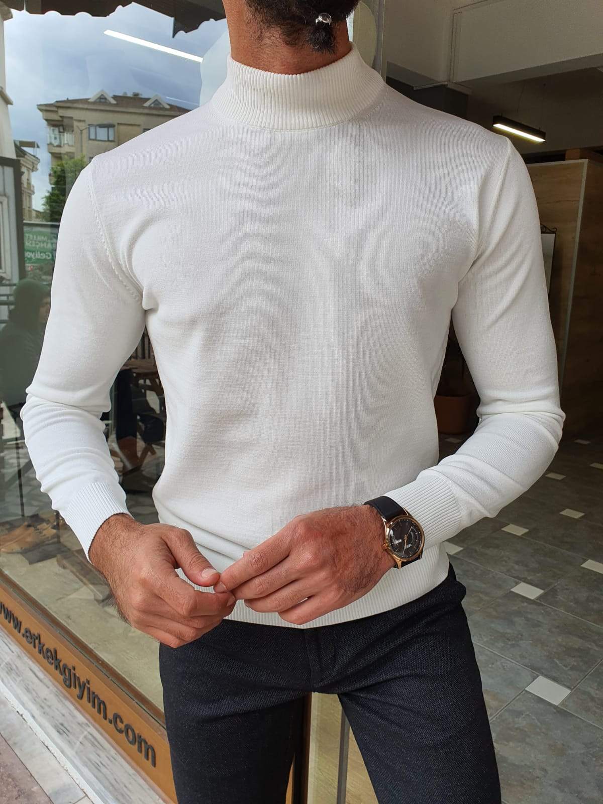 Aachen White Slim Fit Sweater