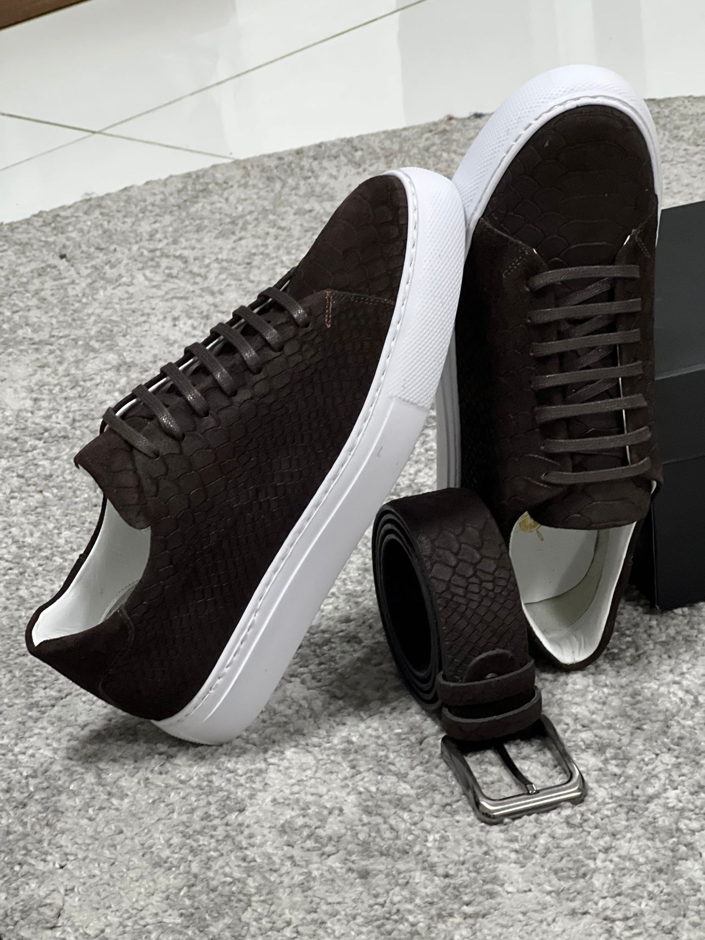 Collin Suede Brown Sneakers