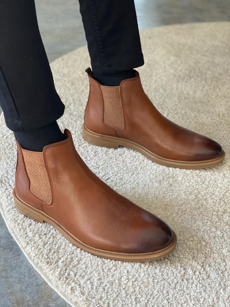 Dallas Camel Leather Chelsea Boots